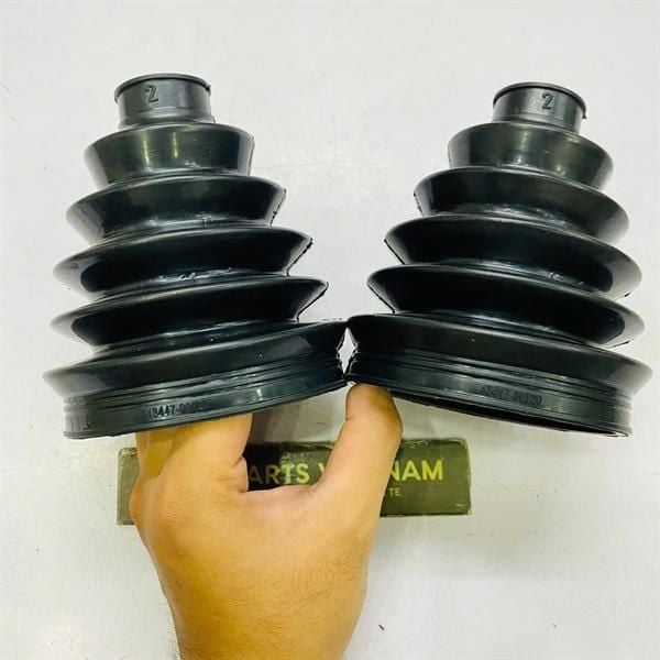 Cao su láp trong Mercedes C Class W204 A Class W169, B Class W245, GLK Class X204 4-matic đời 2004 - 2015. Hàng thay thế có cả mỡ láp và đai siết. Mã A2043300485, 1693600968, 1693704772 ( 1 cái )