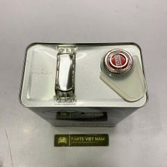 Dầu hộp số tự động vô cấp (CVT), Nhớt hộp số Toyota Vios (2017+), Altis (2014+), Corolla Cross, Veloz (W101), Avanza Premio (W100) đời 2014 - nay. Hàng Toyota (Can 4 lít - Can tím). Tiêu chuẩn CVT Fluid FE. Mã 08886-02505, 08886-81480