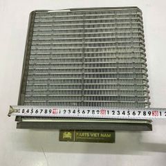 Dàn ( giàn ) lạnh điều hòa (Trước), Lõi evaporator (Trước) Lexus LX470 (UZJ100), Toyota Land Cruiser (J100) 4.7L V8 2UZ-FE đời 1998 - 2007. Hàng Denso Japan. Mã 8850160190, 885106A100