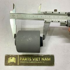 Cao su thanh giằng sau trên trái và phải Toyota Land Cruiser J200, Lexus LX570 đời 2007 - 2015. Hàng cao cấp. Mã 4871060140, 4871060131, 4870260130 ( có 4 quả cho 1 xe đơn giá 1 quả )