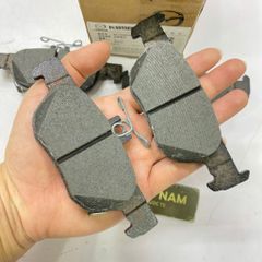 Má phanh sau, bố thắng đĩa sau Mazda 3 (BN, BP), Mazda CX-5 (KF), CX-30, CX-8 đời 2017 - 2023. Loại phanh tay điện tử (EPB). Hàng Changan. Mã BAY0-26-43Z, BAY02643Z