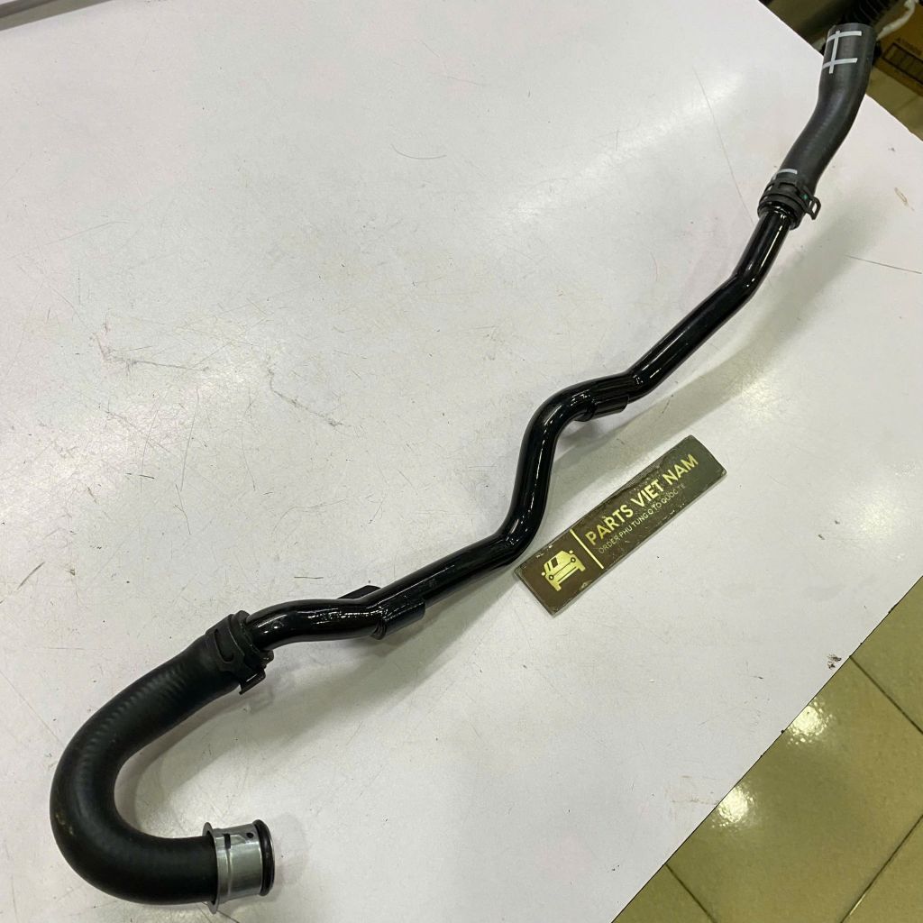 Ống nước làm mát, Ống két nước (Trên/Chính) Porsche Panamera (970) S, 4S, GTS, Turbo đời 2010 - 2016. Hàng OEM đặt 12 ngày. Động cơ 4.8L V8 (M48.20, M48.40). Mã 97010604400