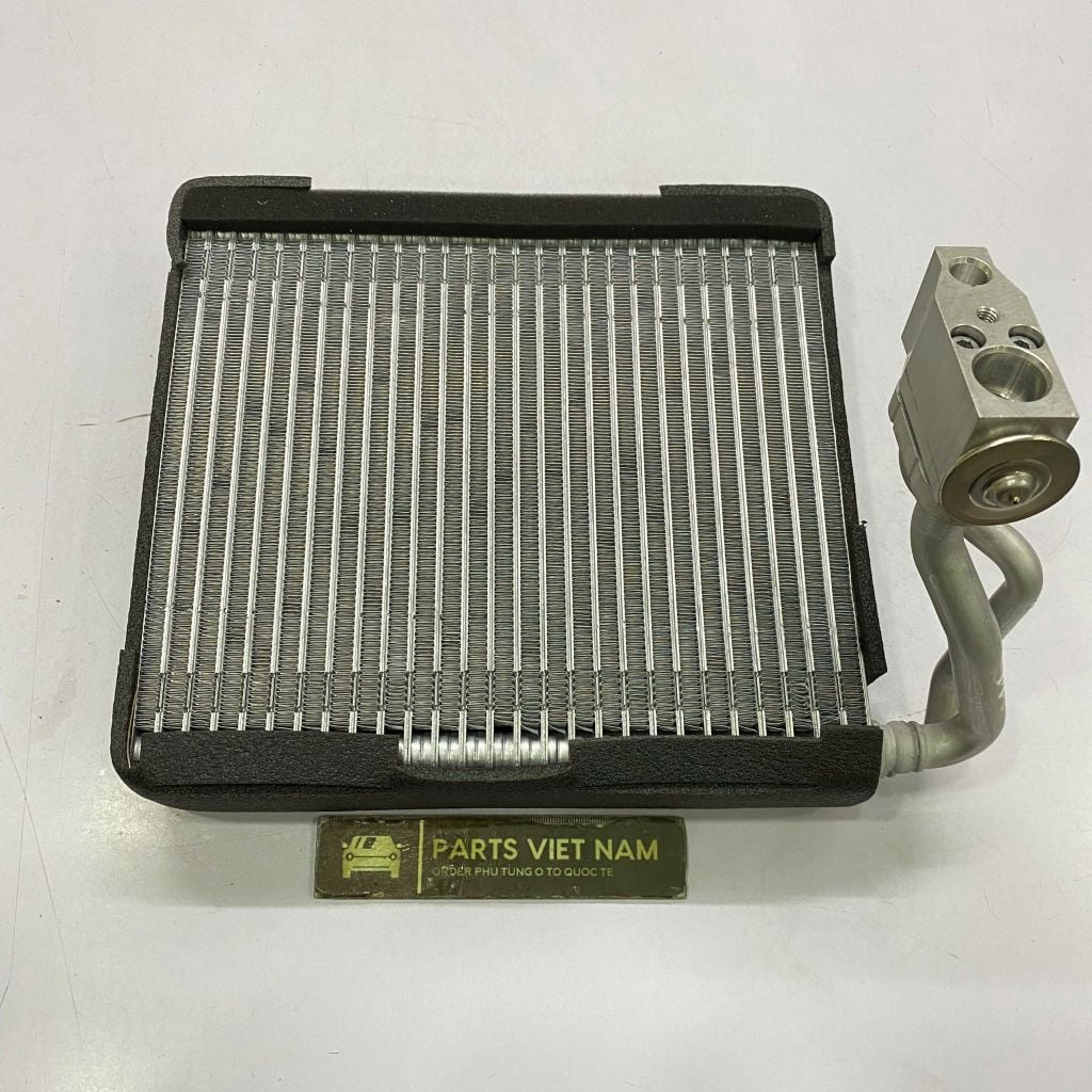 Giàn ( dàn ) lạnh điều hòa, Két lạnh (Evaporator Core) Nissan X-Trail, XTrail  (T32), Qashqai (J11), Rogue đời 2014 - 2021. Hàng Nissan  Thailand liền van tiết lưu. Mã 272804BA0A, 272804BA0B, 272804BA0C