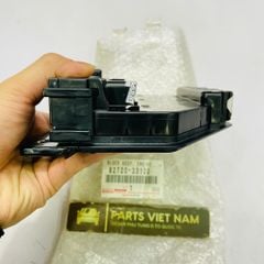 Hộp cầu chì khoang máy, vỉ cầu chì tổng, hộp điều khiển đèn pha Toyota Camry 2.0E (ACV41), 2.4G (ACV40) đời 2006 - 2011. Hàng Toyota Chính hãng. Mã 8272033120, 8272033110