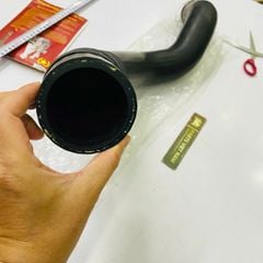 Ống gió từ két Turbo về cổ ga Ford Ranger, Bt50 máy 2.2 đời 2014 - 2019 . Hàng cao cấp. Mã AB3Z6K683C