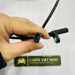 Cảm biến tốc độ ABS trước (Trái/Phải), Cảm biến tốc độ bánh xe trước Mercedes C Class C200 C250 C300 (W204, S204, C204), SLK-Class, SLC-Class (R172) đời 2007 - 2016. Hàng OEM. Mã A1725400017, A2045400117