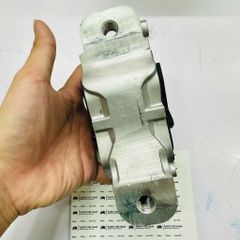 Chân máy sau, Giằng chống lật (Torque Rod) Range Rover Evoque (L538), Land Rover Freelander 2 (L359), Discovery Sport (L550) đời 2012 - 2019. Hàng  OEM chất lượng cao. Mã LR039527, LR032311