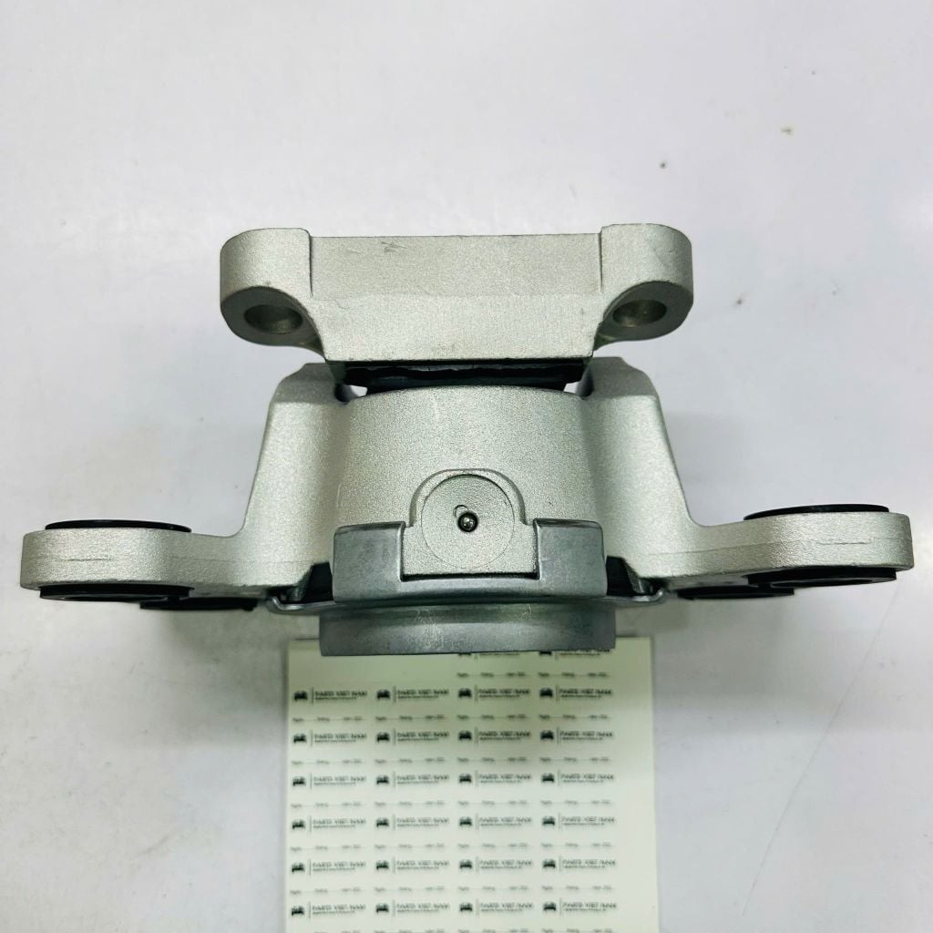 Chân hộp số trái (Chân số 6 cấp) Range Rover Evoque (L538), Freelander 2 (L359) đời 2011 - 2014. Hàng OEM chất lượng cao. Mã LR024738