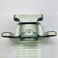 Chân hộp số trái (Chân số 6 cấp) Range Rover Evoque (L538), Freelander 2 (L359) đời 2011 - 2014. Hàng OEM chất lượng cao. Mã LR024738