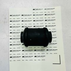 Cao su càng A dưới, Bạc càng A dưới Mitsubishi Pajero V31, V32, V33, V43, V45 đời 1991 - 2000. Hàng OEM chất lượng cao. Mã MB109684