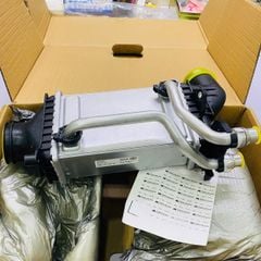 Két làm máy Turbo, Ống cổ hút Turbo Mercedes-Benz C Class 200 250 3300 (W205), E Class 200 350 (W213), GLC 200 300 (X253, C253), GLE (V167), CLA (C118) động cơ 2.0L M274, M264 đời 2013 - 2023. Hàng Berh. Mã A2740900414