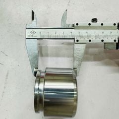 Piston phanh trước, Quả piston heo dầu trước Nissan Qashqai (J10) 1.6L/2.0L, X-Trail (T31), Renault Koleos đời 2007 - 2014. Hàng OEM chất lượng cao thông số 60*47. Mã 41121JE00A