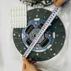 Bộ Lá côn, Đĩa ly hợp, Mâm ép, Bàn ép ly hợp, Nissan Navara NP300 D23, Terra đời 2015 - 2025. Động cơ 2.5L Diesel (YD25 4JA). Hàng Poyo OEM. Mã lá côn 301004JA0A , bàn ép 302104JA0A ( 1 bộ )