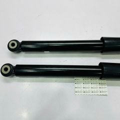 Phuộc nhún sau, Giảm xóc sau bên trái phải Mazda CX-5, CX5 đời 2017 - 2021. Hàng Showa Japan liền tăm bông chụp bụi bát bèo. Mã phải KF1T28700A, trái KF1T28900A ( 1 cây )