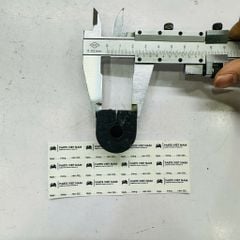 Cao su ốp cân bằng sau, Cao su thanh giằng sau Honda Civic 1.8/2.0 (FD) đời 2006 - 2016. Hàng cao cấp. Mã 52306-SNA-A01