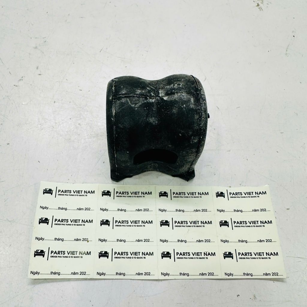 Cao su ốp cân bằng trước, Cao su thanh giằng trước Honda Civic 1.8/2.0 (FD) đời 2006 - 2016. Hàng cao cấp. Mã 51306-TR0-A11