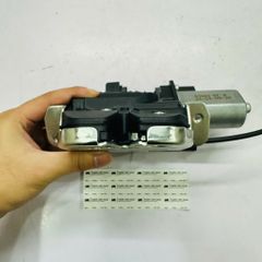 Cụm ổ khóa ngậm cốp sau (Có hít), Cơ cấu khóa cốp Mercedes-Benz S 300, S350 (W221), CL-Class (C216) đời 2005 - 2013. Hàng cao cấp. Mã A2217500185, A2217500085