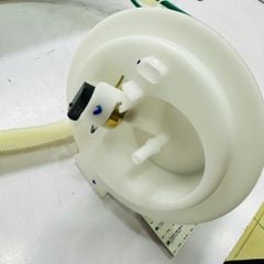 Cụm bơm xăng, bơm nhiên liệu (Bên Phải) Mercedes Benz E Class (W212), CLS (C218), C Class (W204) E250, E300, CLS350, C300. Hàng Maehue. Mã A2184700994, A2184700194, A2044702094