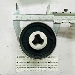 Cao su càng i trên cong (Cục to/Sau) Mercedes-Benz C 200 250 300 (W204), E 200 300 (W212, C207), CLS (C218), SLK (R172) đời 2007 - 2016. Hàng Bmtsr. Mã A2123330014, A2043331114