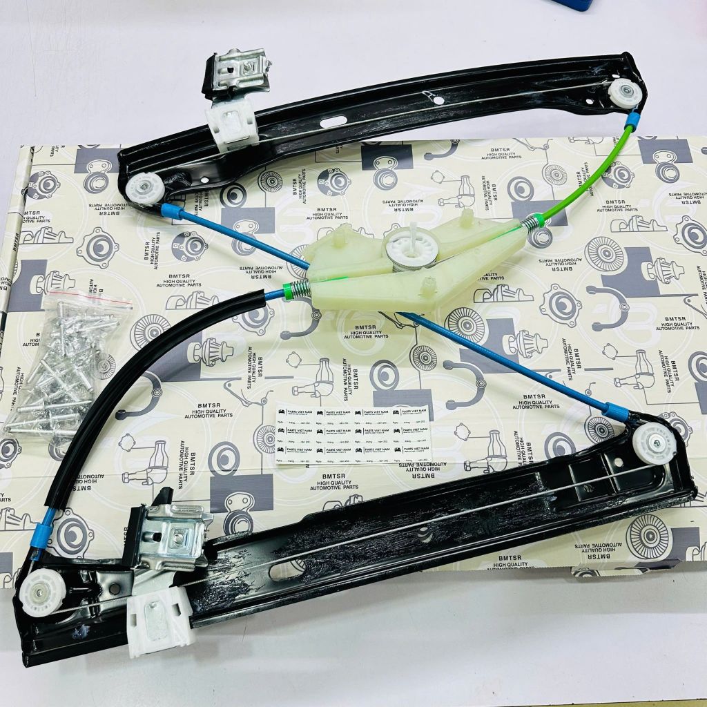 Compa lên xuống kính trước (Trái/Phải) Mercedes-Benz E-Class (W212, S212) E200, E250, E300, E400, E63 AMG đời 2009 - 2016. Hàng OEM. Mã Trái A2127201579, Phải A2127201679 ( 1 cái )