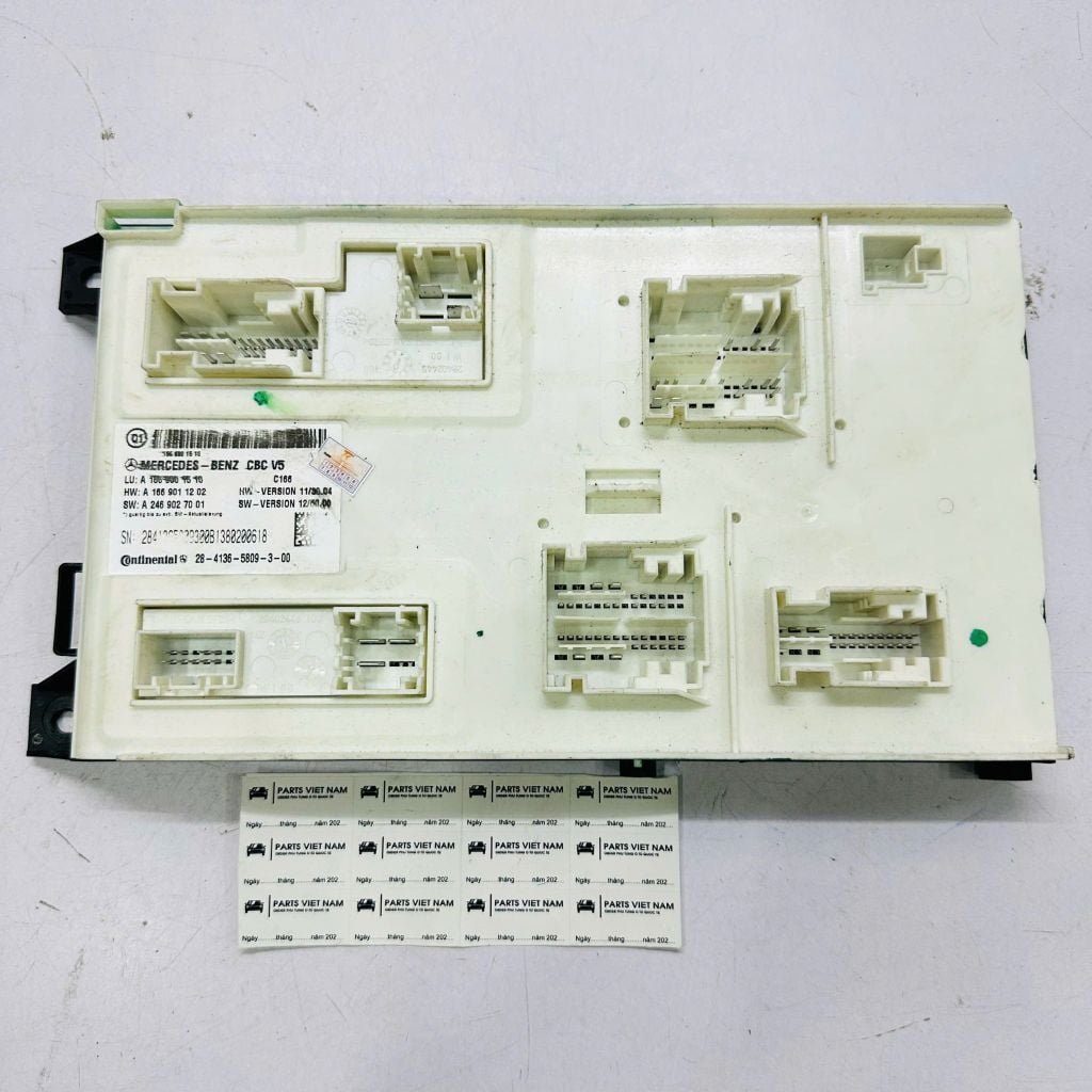 Hộp điều khiển SAM trước, Hộp cầu chì tổng (Front SAM Control Unit) Mercedes Benz ML-Class (ML350, ML63 W166), GL-Class (GL450, GL550 X166) đời 2011 - 2016. Hàng Mercedes tháo xe đặt 8 - 12 ngày. Mã A1669001510, thay thế A1669009600