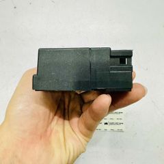 Module hộp điều khiển bơm xăng Mercedes C 200, 300 (W204), E 200 E250 E300 (W212), A/B-Class (W176/W246) CLA 200 250 X117 đời 2007 - 2018. Hàng Mercedes tháo xe. Mã A2129003408