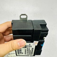 Hộp điều khiển bơm xăng điện tử Mercedes A Class (W176), C 200 (W204), E 200 300 (W212), GLE GLS 320 450 (W166 X166), CLA 200 250 X117 đời 2007 - 2019. Hàng Mercedes tháo xe. Mã A0009007306 Thay thế A0009007306, A0009000104, A0009007306