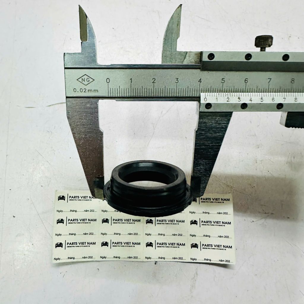 Phớt ống bugi (Spark Plug Tube Gasket) Toyota Camry 2.5, Highlander 2.7, Sienna, RAV4. Lexus ES, RX, NX, Toyota Sienna, Alphard, Venza Động cơ 1AR / 2AR. Hàng xịn. Mã 1119336010, 11193-36010 ( đơn giá 1 cái 1 xe 4 cái )