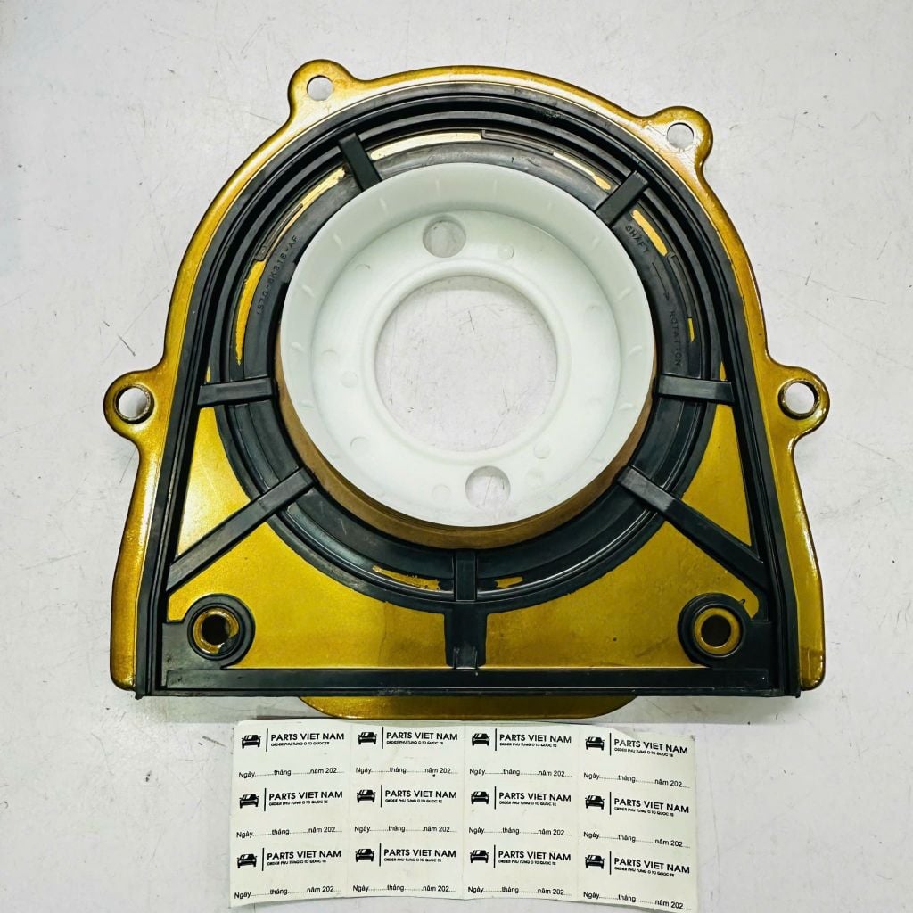Phớt đuôi trục cơ (Phớt đuôi máy) Mazda 3, Mazda 6, CX5, Ford Focus, Mondeo, Escape đời 2005 - 2015. Động cơ MZR / Duratec (1.8L, 2.0L, 2.3L). Hàng chất lượng cao. Mã LF01-11-310, LF01-11-310A