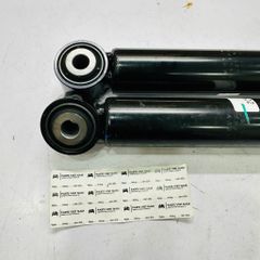 Giảm xóc sau (Phuộc nhún sau) Honda CRV 1.5L Turbo, 2.4L (RW) đời 2017 - 2022. Dùng chung Trái/Phải. Hàng Showa Japan thay 1 đôi bảo hành 12 tháng. Mã 52611-TLB-A02, 52611TLBA02  ( 1 cây )