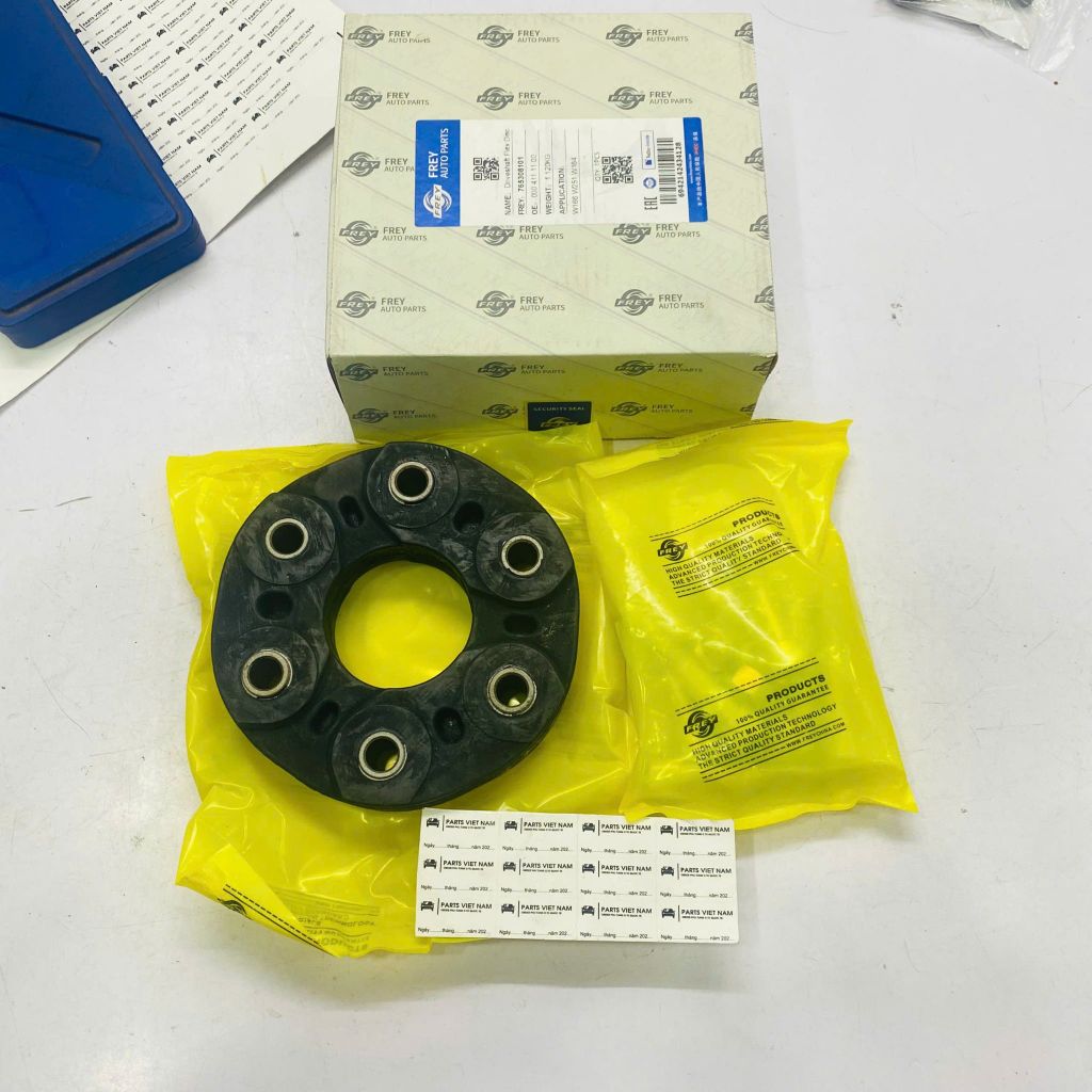 Cao su giảm chấn trục các đăng Mercedes GL450, GL550 (X164), ML350, ML500 (W164), R350, R500 (W251) đời 2006 - 2012. Hàng Frey. Mã A1644100015, 1644100015