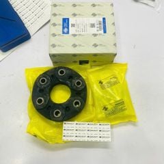 Cao su giảm chấn trục các đăng Mercedes GL450, GL550 (X164), ML350, ML500 (W164), R350, R500 (W251) đời 2006 - 2012. Hàng Frey. Mã A1644100015, 1644100015