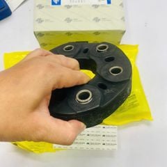 Cao su giảm chấn trục các đăng Mercedes GL450, GL550 (X164), ML350, ML500 (W164), R350, R500 (W251) đời 2006 - 2012. Hàng Frey. Mã A1644100015, 1644100015