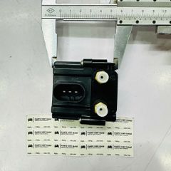 Van chia hơi bơm nâng gầm (Solenoid Valve Block) BMW 730Li, 740Li, 750Li, 760Li, (F01/F02), 5 Series GT (F07), Touring (F11) đời 2008 - 2017. Loại lỗ hơi 6mm. Hàng chất lượng cao. Mã 37206789450, 37206864215