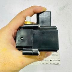 Van chia hơi bơm nâng gầm (Solenoid Valve Block) BMW 520i, 523i, 525i, 525xi, 530i, 530xi, 545i, 550i, Touring (E61) đời 2004 - 2010. Loại lỗ hơi 3mm. Hàng cao cấp. Mã 37206789937, 37106777827