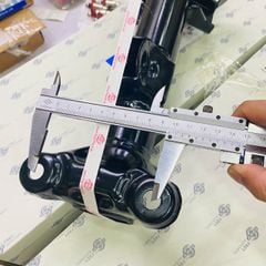 Giảm xóc hay phuộc nhún trước Mercedes W212 E200, E250, E300, E350, E400 đời 2009 - 2016. Hàng Frey thay 1 đôi bảo hành 6 tháng. Mã A2123231700, A2123234000, A2123235300, A2123236000 ( 1 cây )