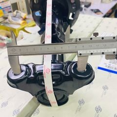 Giảm xóc hay phuộc nhún trước Mercedes W212 E200, E250, E300, E350, E400 đời 2009 - 2016. Hàng Frey thay 1 đôi bảo hành 6 tháng. Mã A2123231700, A2123234000, A2123235300, A2123236000 ( 1 cây )