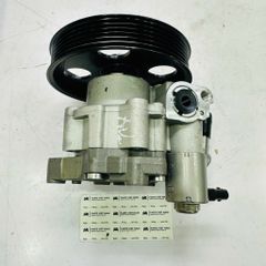 Bơm trợ lực lái, hay heo lái Mercede W212 E200 E250 CGI, W204 C180 C200 C250 CGI đời 2009 - 2016. Động cơ M271. Hàng OEM đã qua sử dụng. Mã A0064664301