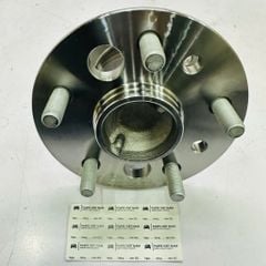 Cụm bi moay ơ sau (Bạc đạn bánh sau) Toyota Camry 2.0E, 2.5G, 2.5Q (XV50) đời 2012 - 2018. Có ABS. Hàng tốt China. Mã 4245006160 (Phải), 4246006120 (Trái)