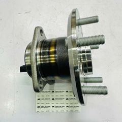 Cụm bi moay ơ sau (Bạc đạn bánh sau) Toyota Camry 2.0E, 2.5G, 2.5Q (XV50) đời 2012 - 2018. Có ABS. Hàng tốt China. Mã 4245006160 (Phải), 4246006120 (Trái)