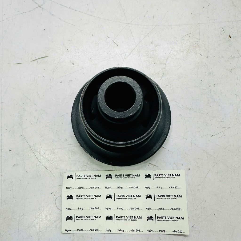 Cao su chân cầu sau (Gối đỡ vi sai số 2) Lexus GS300, GS400, GS430, SC430, LS600, LS460, Toyota Aristo đời 1998 - 2010. Hàng chất lượng cao. Mã 41651-30080, 4165130080