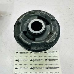 Cao su chân cầu sau (Gối đỡ vi sai số 2) Lexus GS300, GS400, GS430, SC430, LS600, LS460, Toyota Aristo đời 1998 - 2010. Hàng chất lượng cao. Mã 41651-30080, 4165130080