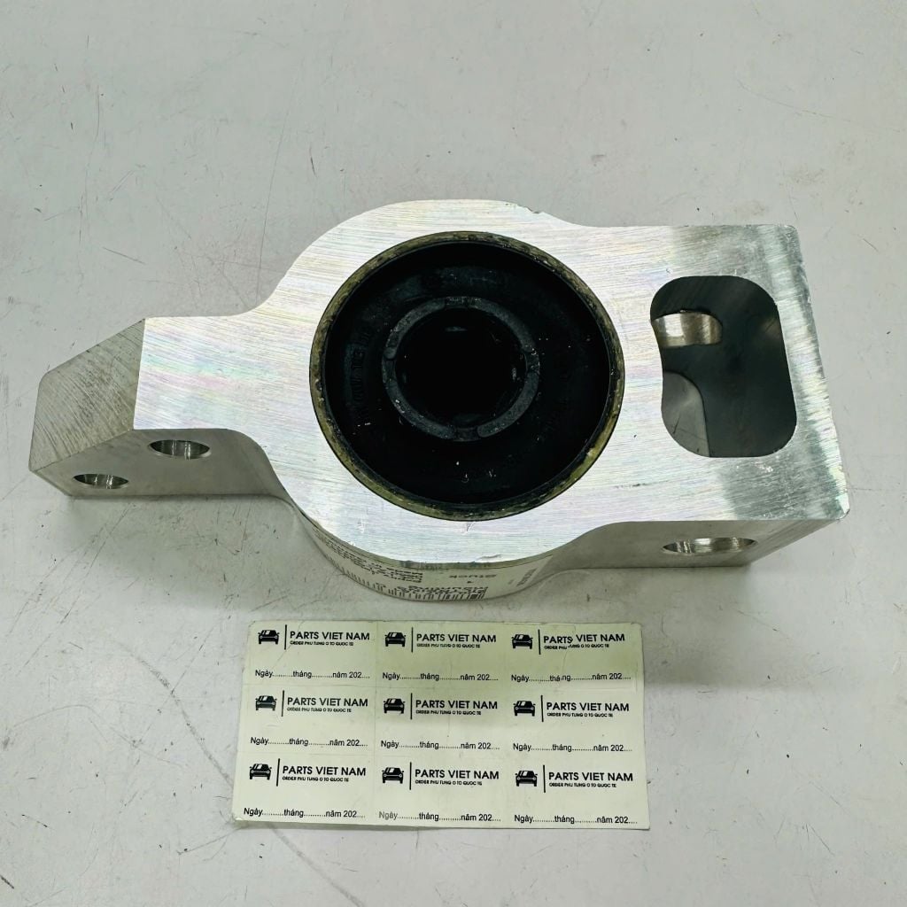 Cao su càng A trước (cục to) VW Passat B6, B7, Tiguan, Sharan, Audi Q3. Lõi ép thay thế. Hàng cao cấp. Mã VWAB-009, 3C0199231E, 3C0199231D