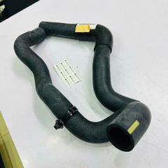 Ống nước trên két nước (Inlet Hose) Lexus GS300, GS350, GS460, GS450h đời 2005-2011. Hàng xịn Toyota đặt 8 - 10 ngày. Mã 16571-31370, 1657131370 ( 1 ống )