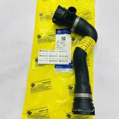 Ống nước trên két nước BMW 520i, 523i, 528i, 530i (F10) máy N52 đời 2009 - 2012. Hàng Bmtsr / Frey. Mã 17127578399