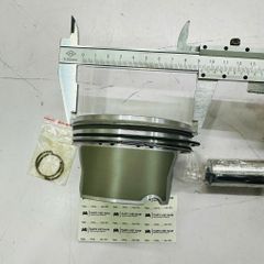 Piston cốt 0 đường kính 92.90 mm, Ắc 24mm cho Mercedes GL450 (X166 - bản V8), GL500, GLS 500, ML500, GLE 500 (W166), CLS 500 (W218), E500 / E550 (W212) máy V8 M278. Mã A2780302317 (Ắc 24mm). Hàng cao cấp đơn giá 1 quả 1 xe 8 quả