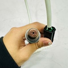 Cảm biến oxy trên, hay cảm biến khí xả Nissan X Trail T31, Grand Livina, Tiida, Qashqai, Teana MR18DE 1.8L, MR20DE 2.0L, HR16DE 1.6L và QR25DE 2.5L đời 2007 - 2013. Hàng xịn Nissan Thailand. Mã 22690-EN200, 22690EN200