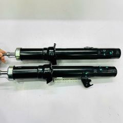 Gảm xóc trước, phuộc nhún trước Mazda 6 đời 2004 - 2006. Hàng Showa Japan thay 1 đôi bảo hành 12 tháng. Mã  GH6F34700, GJ6F34900 ( 1 cây )