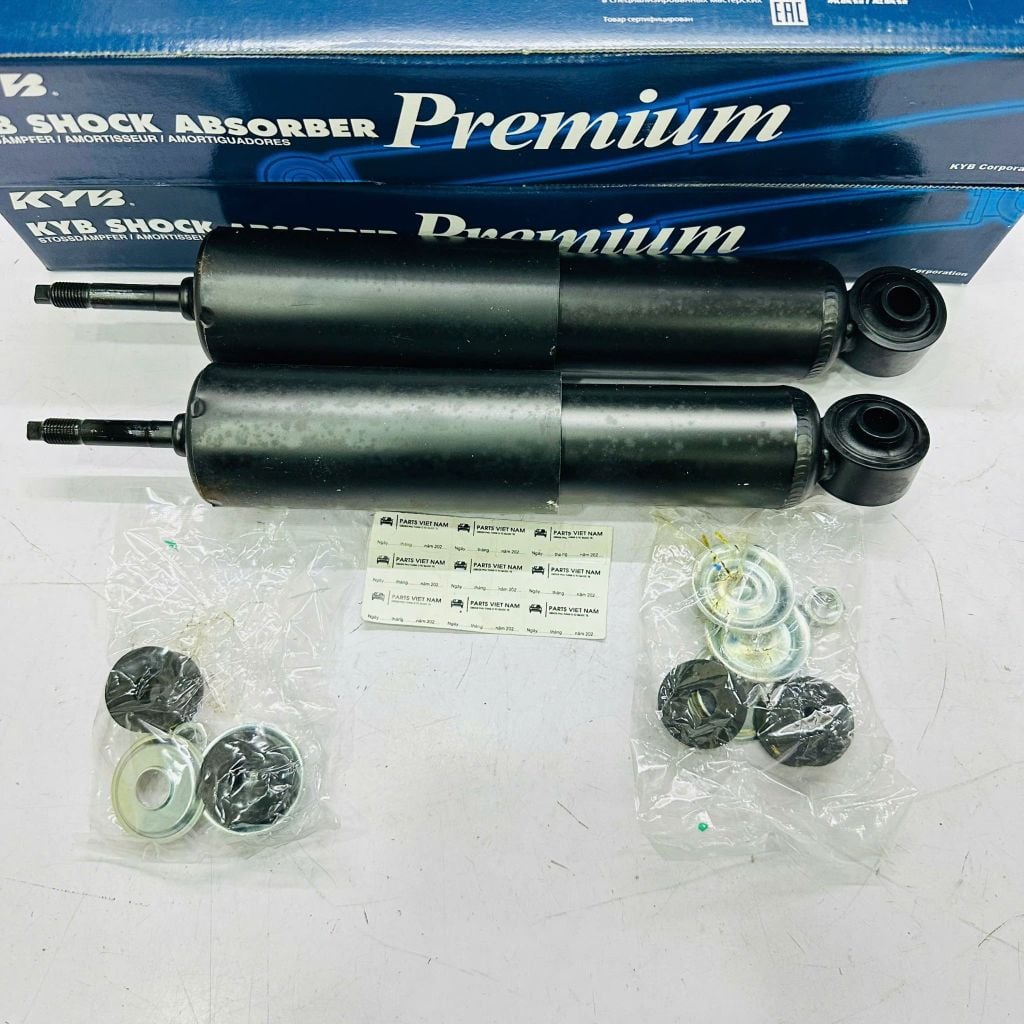 Giảm xóc trước (Phuộc nhún trước dầu) xe Isuzu Hi Lander, Trooper đời 1996-2007. Hàng KYB Thailand. Mã KYB 444085 ( 1 cây )