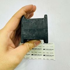 Cao su ốp thanh cân bằng trước xe Toyota Prado J120, 4Runner, FJ Cruiser, Lexus GX470 đời 2005 - 2015. Hàng chất lượng cao. Mã 48815-60180, 4881560180